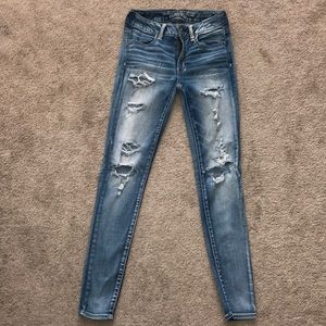 AE Super Super Stretch Ripped Jeggings Size 4